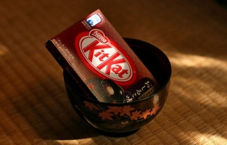 kit-kat-oshiruko-mochi