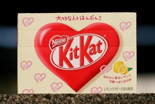 kit-kat-valentine-lemon